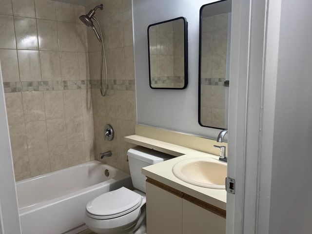 9288 W Atlantic Boulevard 1114, Coral Springs, FL 33071