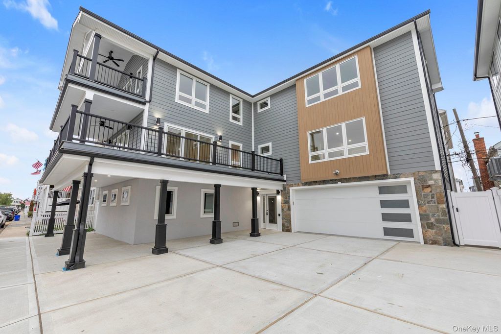 68 Michigan Street, Long Beach, NY 11561