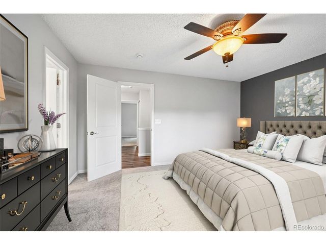 9785 Autumnwood Pl, Highlands Ranch, CO 80129
