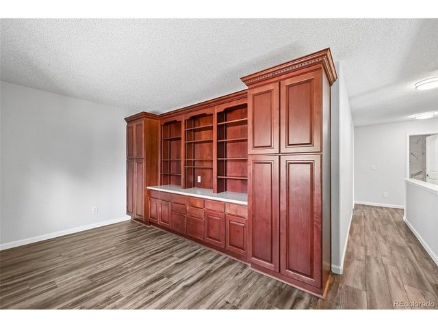 9785 Autumnwood Pl, Highlands Ranch, CO 80129