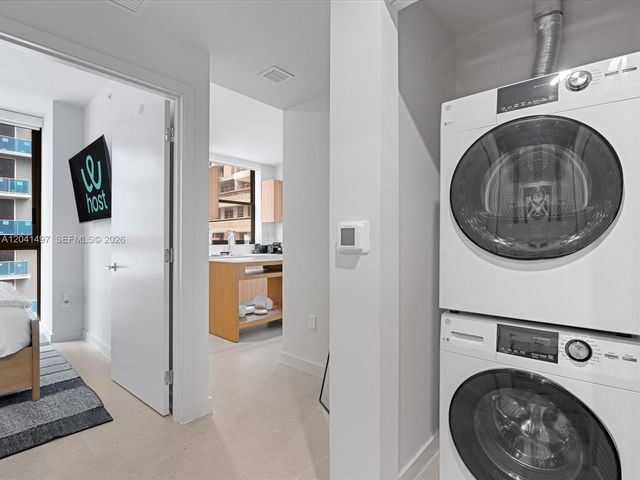 11 NE 6th Street 807, Miami, FL 33132