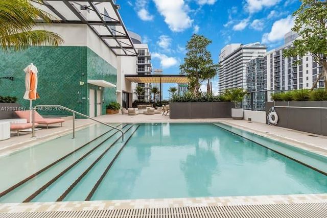11 NE 6th Street 807, Miami, FL 33132