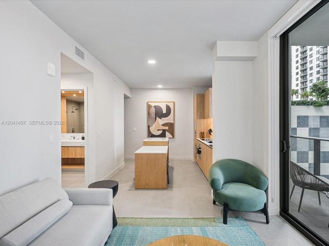 11 NE 6th Street 807, Miami, FL 33132