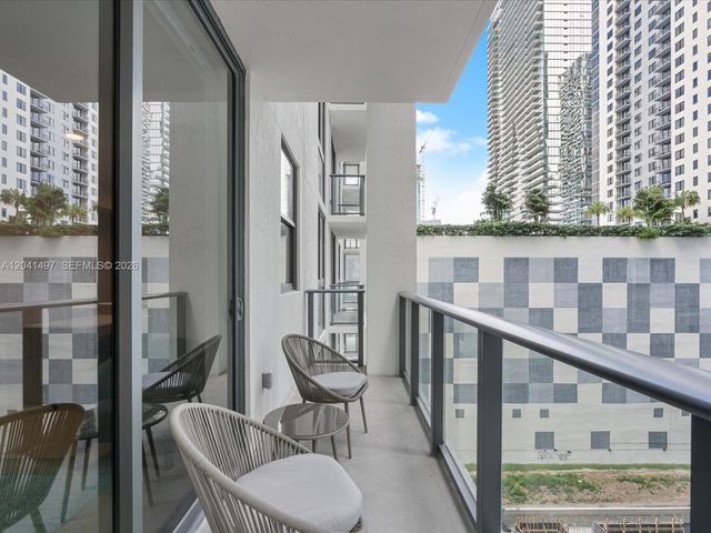 11 NE 6th Street 807, Miami, FL 33132