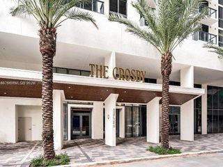 11 NE 6th Street 807, Miami, FL 33132