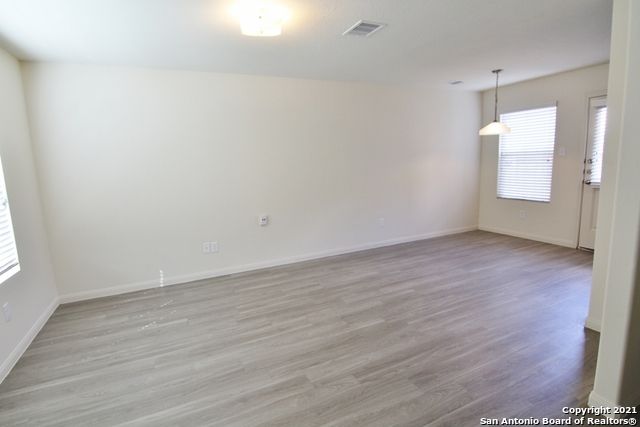 8722 Tesoro Hills, San Antonio, TX 78242