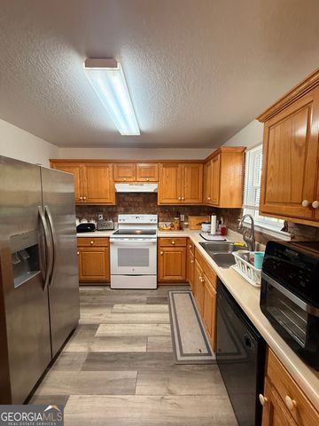 305 Townview Drive, Cleveland, GA 30528