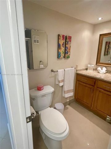 3940 NW 42nd Avenue 319, Lauderdale Lakes, FL 33319