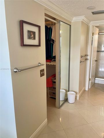 3940 NW 42nd Avenue 319, Lauderdale Lakes, FL 33319