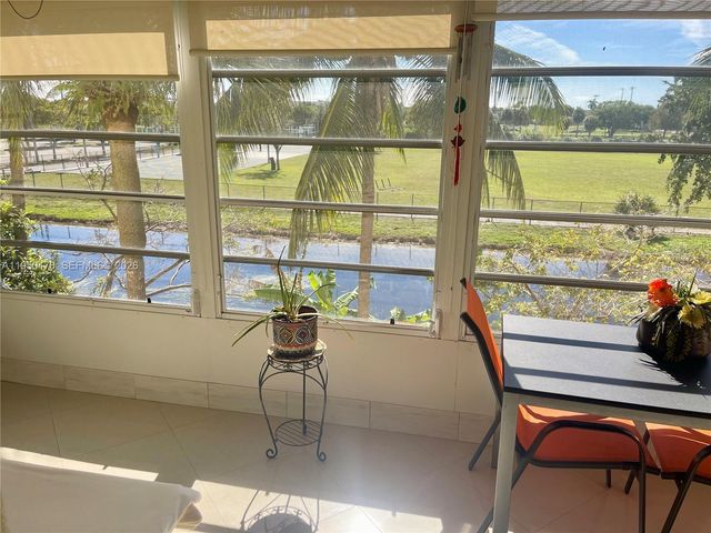 3940 NW 42nd Avenue 319, Lauderdale Lakes, FL 33319
