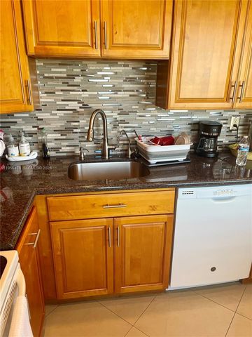 3940 NW 42nd Avenue 319, Lauderdale Lakes, FL 33319