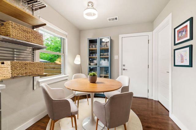 3812 Periwinkle Drive, Dallas, TX 75233