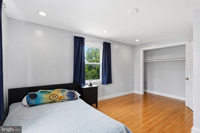 332 N LEE ST, Woodstock, VA 22664