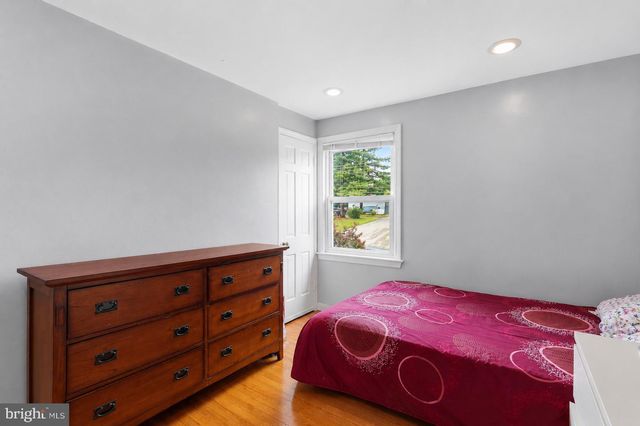 332 N LEE ST, Woodstock, VA 22664