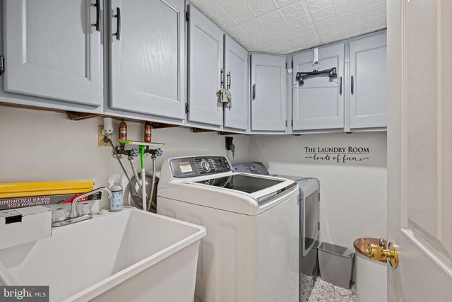 877 DONCASTER, West Deptford, NJ 08066