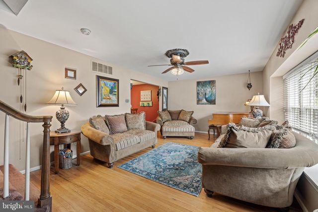 877 DONCASTER, West Deptford, NJ 08066
