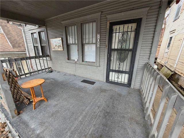 705 Minerva Street, East Liverpool, OH 43920