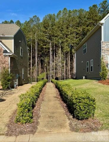 190 Tackle Box Drive, Troutman, NC 28166