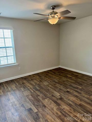 190 Tackle Box Drive, Troutman, NC 28166