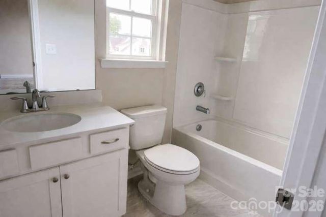 190 Tackle Box Drive, Troutman, NC 28166