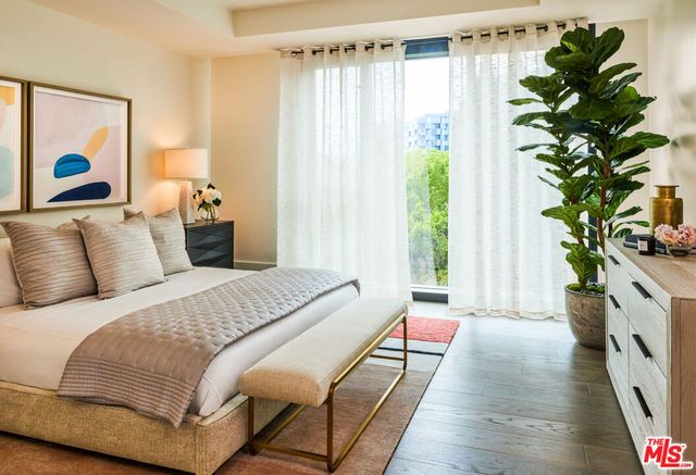 8420 W Sunset Boulevard 704, West Hollywood, CA 90069