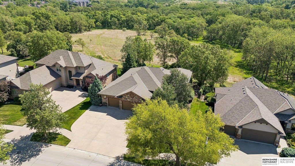3415 S 184 Avenue, Omaha, NE 68130