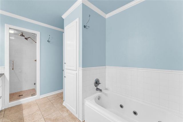 2531 E Joyce Boulevard, Fayetteville, AR 72703