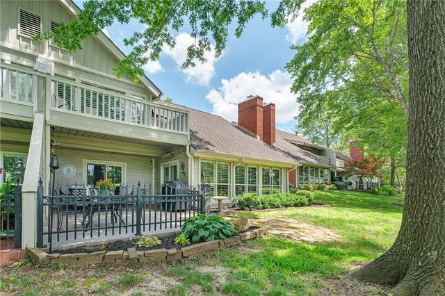 2531 E Joyce Boulevard, Fayetteville, AR 72703