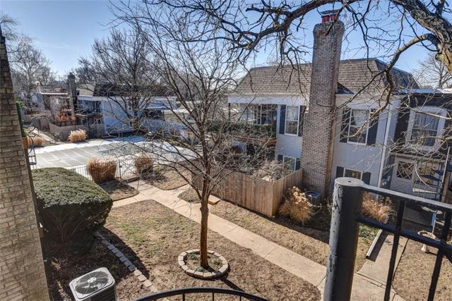 8706 Walmer Street, Overland Park, KS 66212