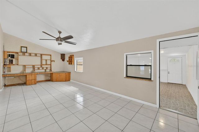 3946 OMEGA CIRCLE, Sarasota, FL 34235