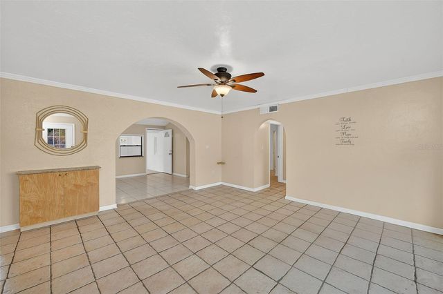 3946 OMEGA CIRCLE, Sarasota, FL 34235