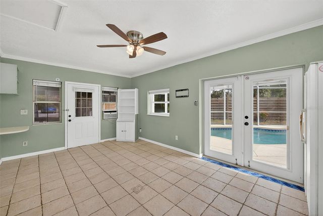 3946 OMEGA CIRCLE, Sarasota, FL 34235