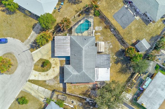 3946 OMEGA CIRCLE, Sarasota, FL 34235