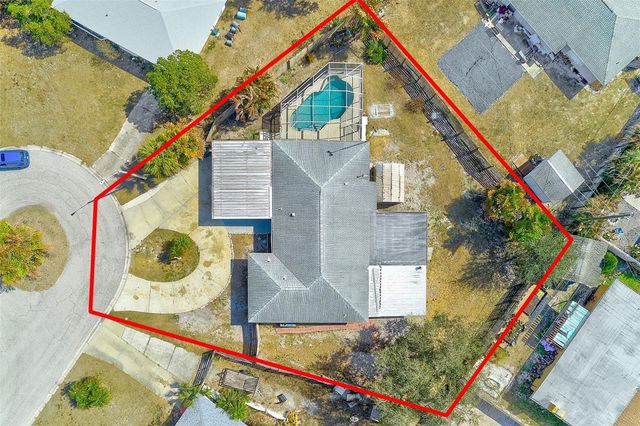 3946 OMEGA CIRCLE, Sarasota, FL 34235