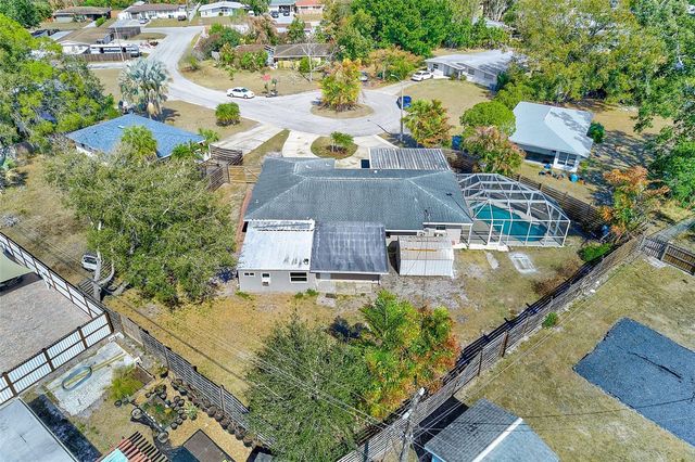 3946 OMEGA CIRCLE, Sarasota, FL 34235