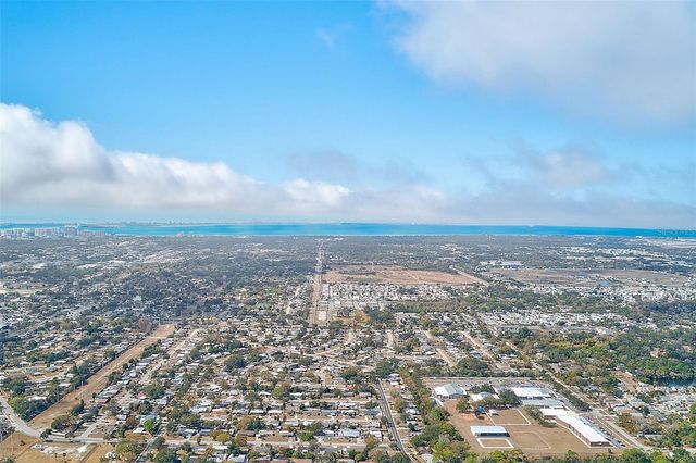 3946 OMEGA CIRCLE, Sarasota, FL 34235