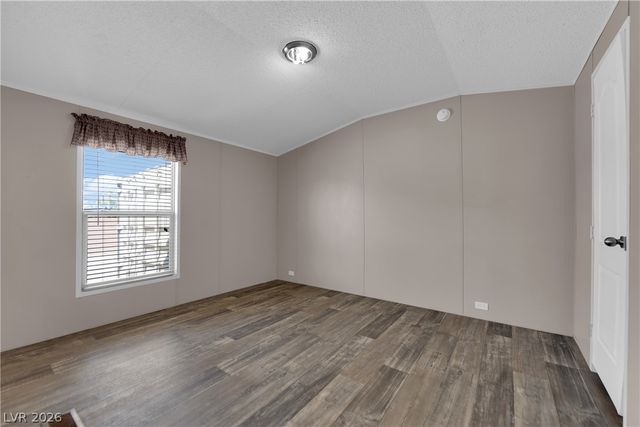 5240 Los Pinos Street, Las Vegas, NV 89122