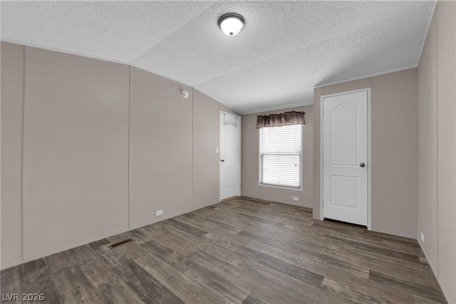 5240 Los Pinos Street, Las Vegas, NV 89122