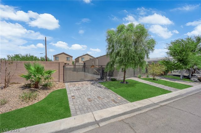 5240 Los Pinos Street, Las Vegas, NV 89122
