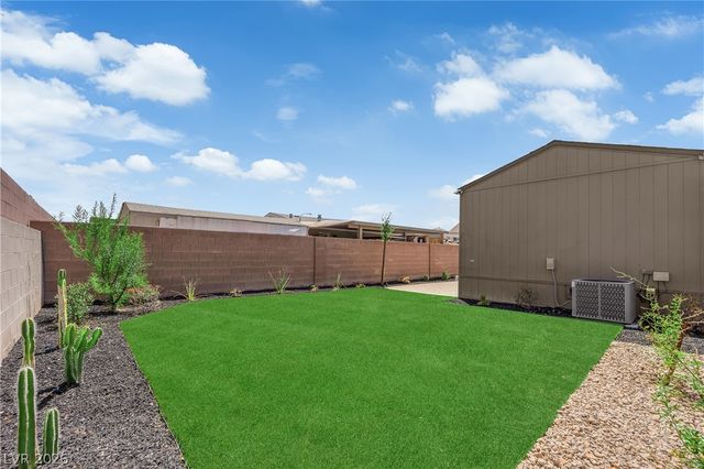 5240 Los Pinos Street, Las Vegas, NV 89122