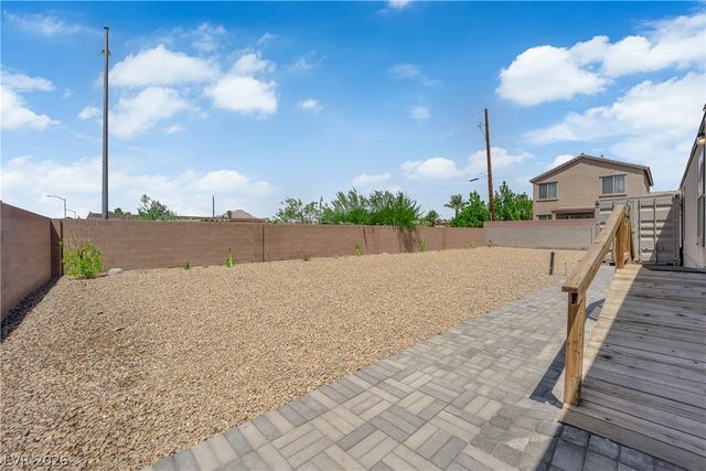 5240 Los Pinos Street, Las Vegas, NV 89122