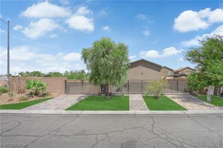 5240 Los Pinos Street, Las Vegas, NV 89122