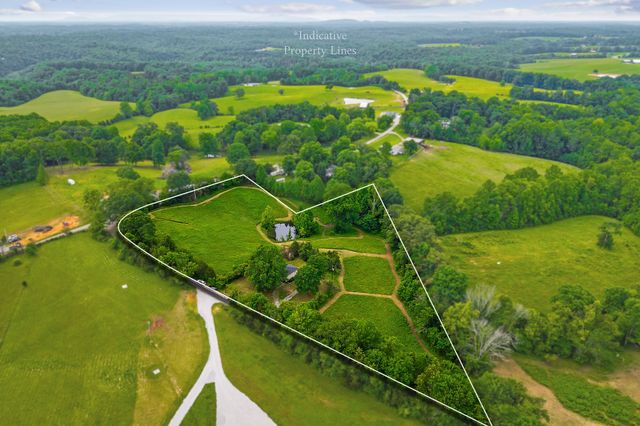 430 Delong Rd, Smithville, TN 37166