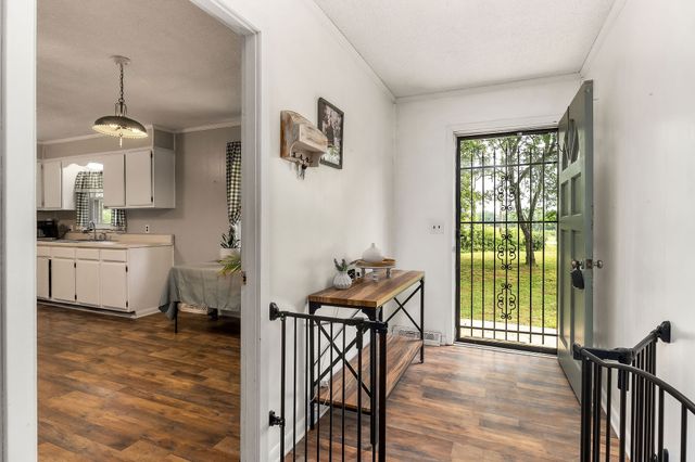 430 Delong Rd, Smithville, TN 37166