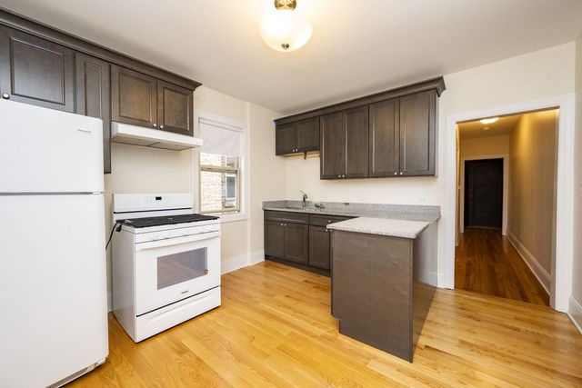 5505 W School Street 1D, Chicago, IL 60641