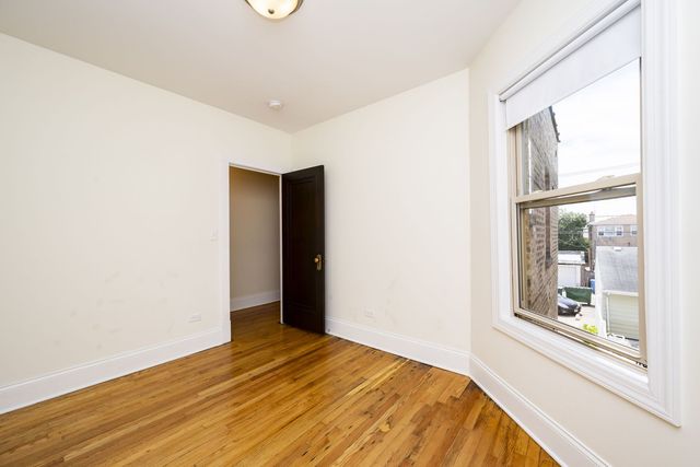 5505 W School Street 1D, Chicago, IL 60641