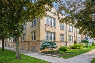 5505 W School Street 1D, Chicago, IL 60641