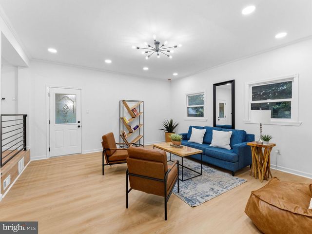 1818 RUSSET DR, Cherry Hill, NJ 08003