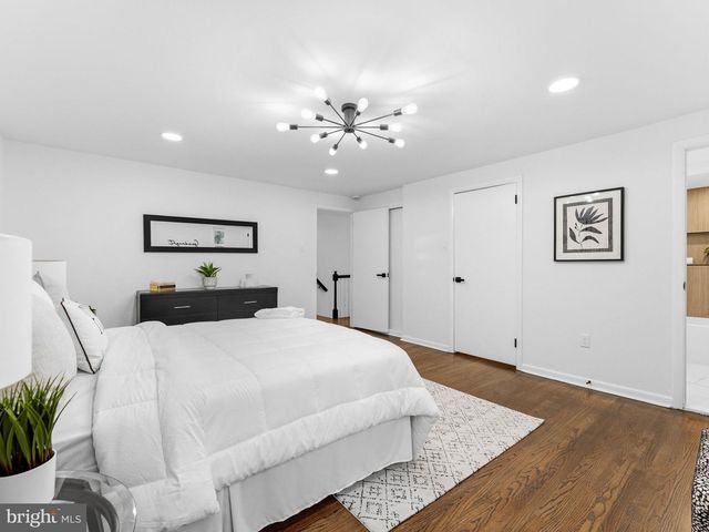 1818 RUSSET DR, Cherry Hill, NJ 08003