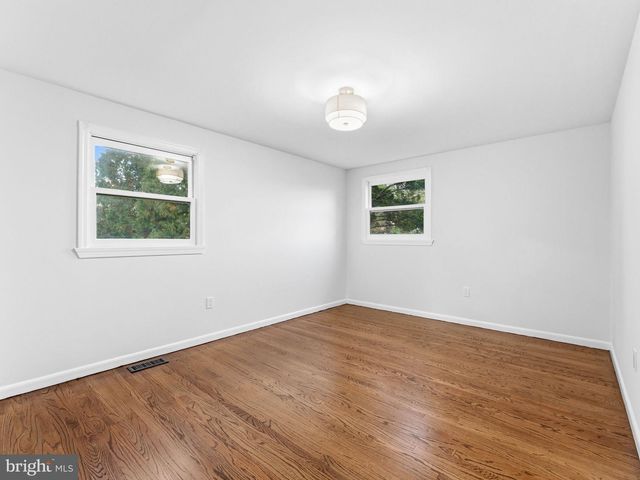 1818 RUSSET DR, Cherry Hill, NJ 08003